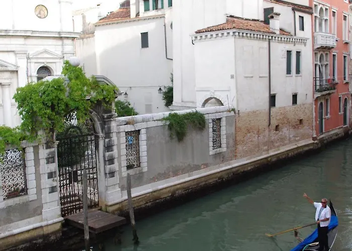 Rainbow San Marco Wenecja