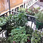 Rainbow San Marco بيت ضيافة البندقية